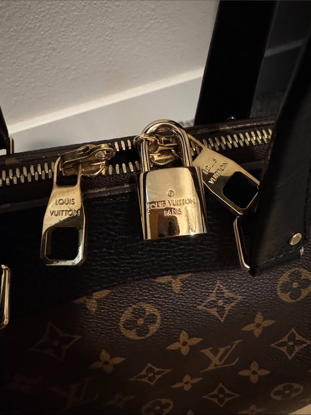 Louis Vuitton Retiro NM Mono Noir - Picture 4 of 15